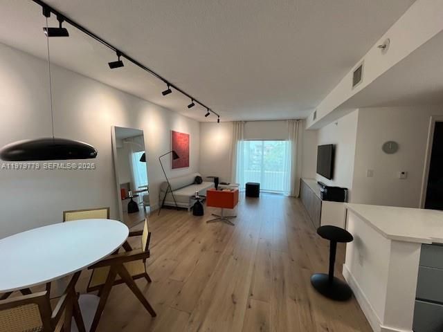 50 Menores Ave 408, Coral Gables, FL 33134