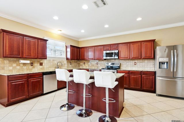 552 Glenway Dr, Baton Rouge, LA 70815