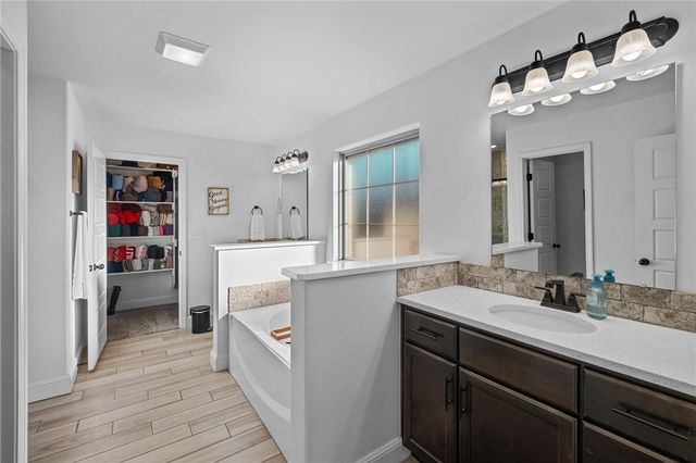 701 Melrose Place, Bentonville, AR 72712