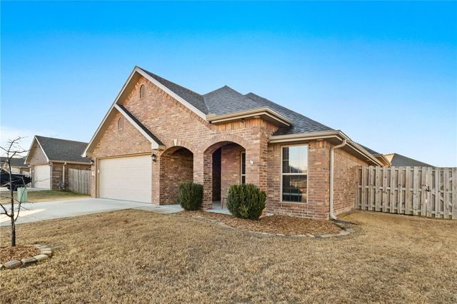 701 Melrose Place, Bentonville, AR 72712