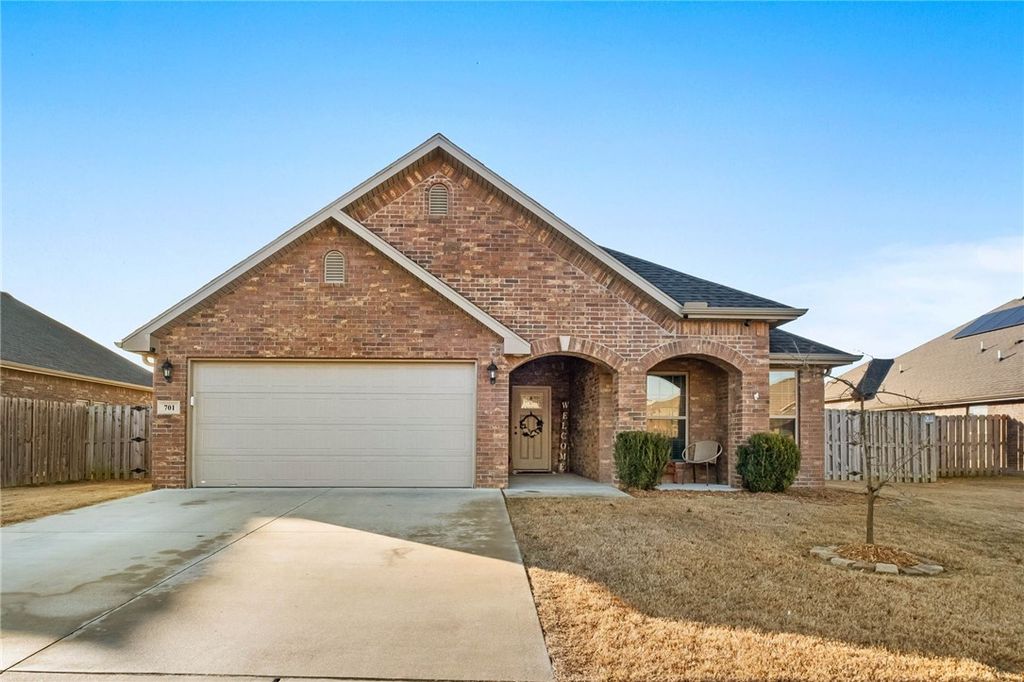 701 Melrose Place, Bentonville, AR 72712