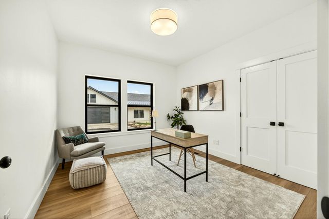 218 Alicia Avenue, Ashland, OR 97520