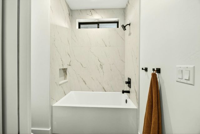 218 Alicia Avenue, Ashland, OR 97520