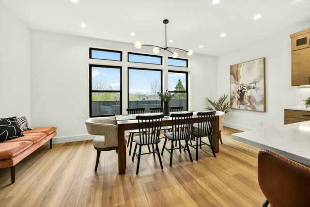 218 Alicia Avenue, Ashland, OR 97520