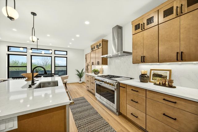 218 Alicia Avenue, Ashland, OR 97520