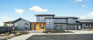 218 Alicia Avenue, Ashland, OR 97520