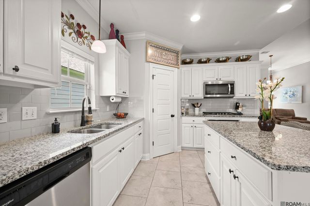 30189 Sanctuary Blvd, Denham Springs, LA 70726