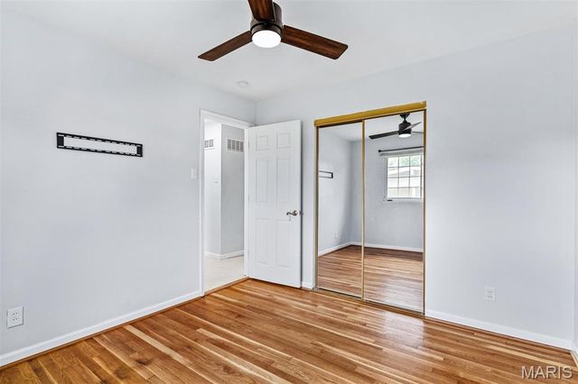 1060 Loveland Drive, Florissant, MO 63031