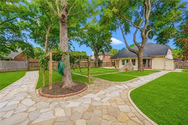 1215 Whisper Trace Court, Katy, TX 77494