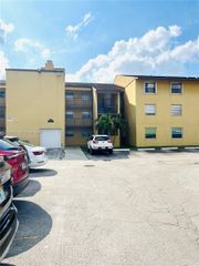 15470 SW 82nd Ln 316, Miami, FL 33193