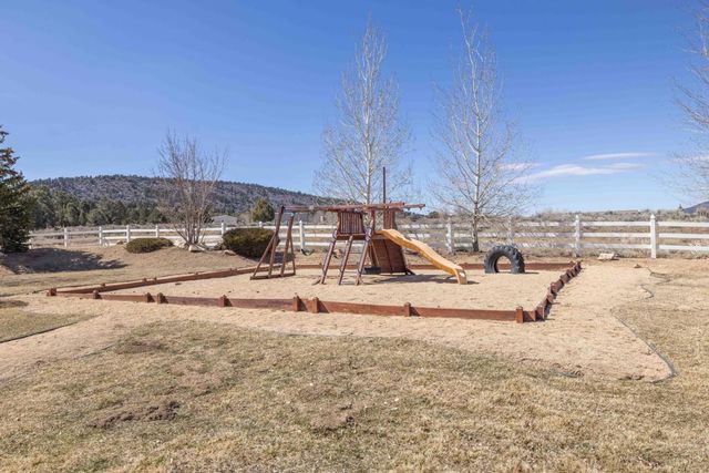 46712 Pioneer Town Road, Big Bear, CA 92314