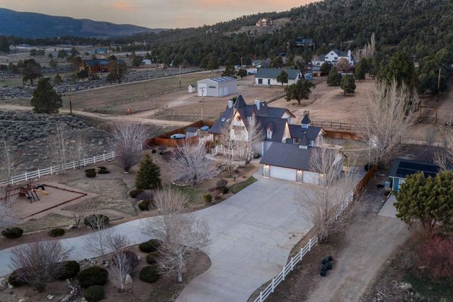 46712 Pioneer Town Road, Big Bear, CA 92314