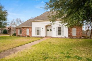 6425 ARDEN OAKS Drive, Alexandria, LA 71301