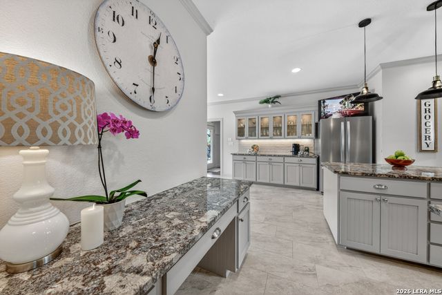 101 Cibolo Hollow N, Fair Oaks Ranch, TX 78015