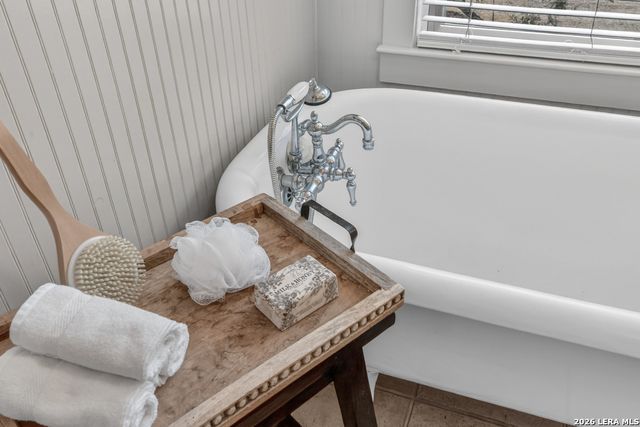 101 Cibolo Hollow N, Fair Oaks Ranch, TX 78015