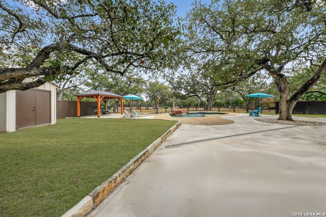 101 Cibolo Hollow N, Fair Oaks Ranch, TX 78015