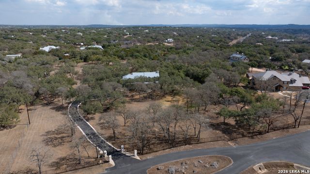 101 Cibolo Hollow N, Fair Oaks Ranch, TX 78015