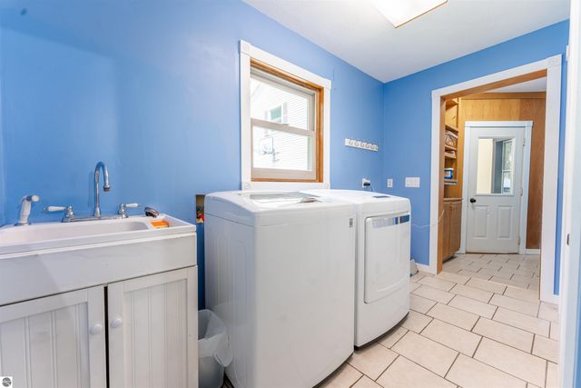 4020 Gaddi Drive, Traverse City, MI 49684