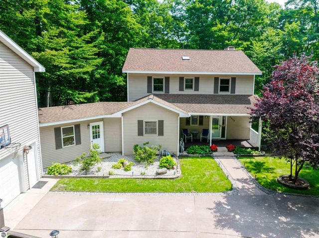 4020 Gaddi Drive, Traverse City, MI 49684