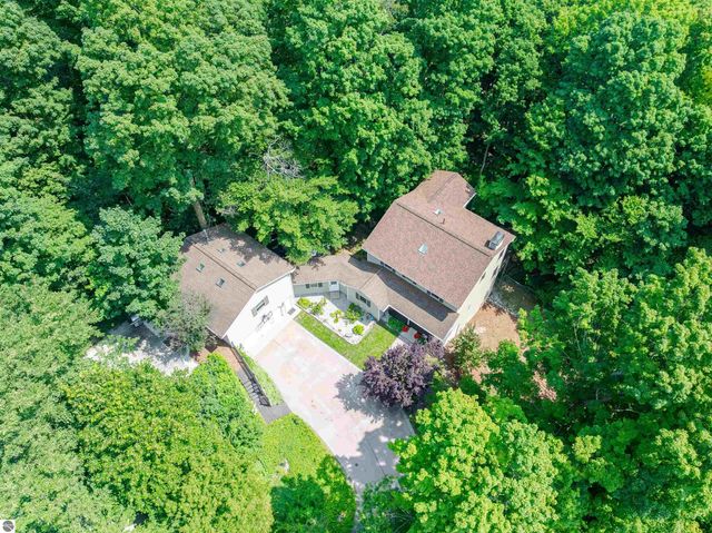 4020 Gaddi Drive, Traverse City, MI 49684