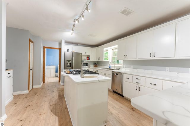 4020 Gaddi Drive, Traverse City, MI 49684