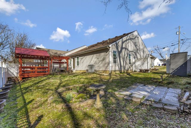 510 McKean Dr, Smyrna, TN 37167