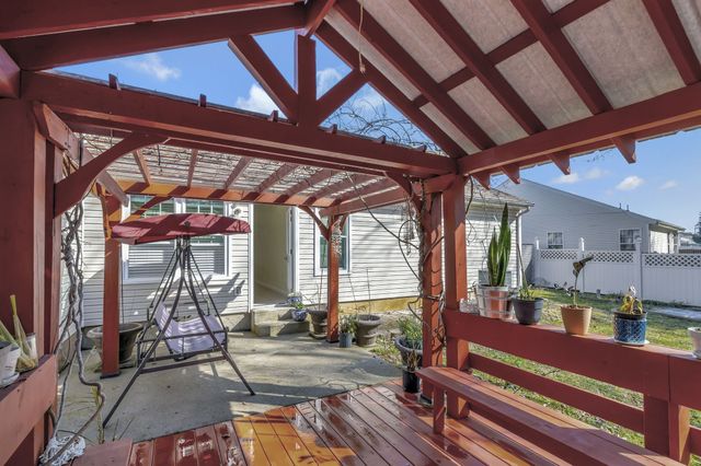 510 McKean Dr, Smyrna, TN 37167