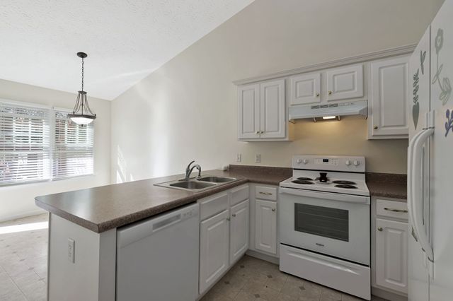 510 McKean Dr, Smyrna, TN 37167