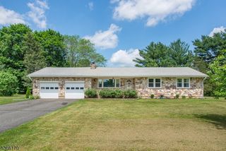 281 E Asbury Anderson Rd, Washington Twp., NJ 07882
