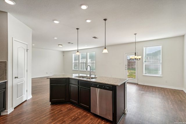 3306 Putnam Fields, Converse, TX 78109