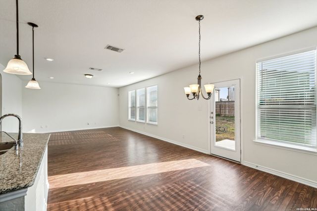 3306 Putnam Fields, Converse, TX 78109
