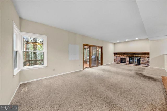 21 CHATHAM DR, Voorhees, NJ 08043
