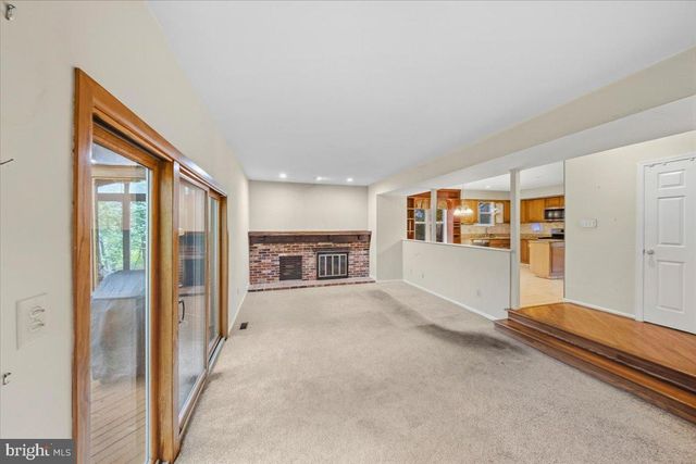 21 CHATHAM DR, Voorhees, NJ 08043