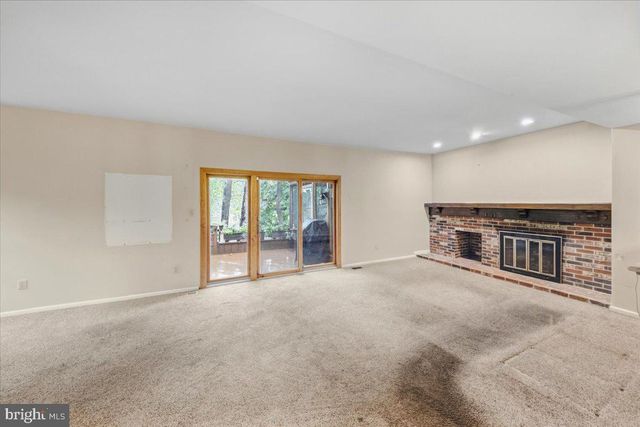 21 CHATHAM DR, Voorhees, NJ 08043