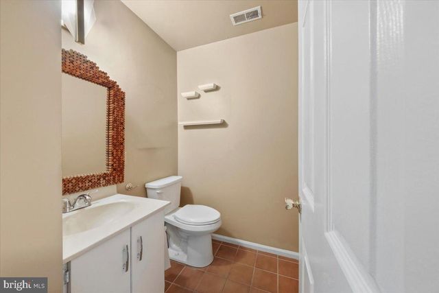21 CHATHAM DR, Voorhees, NJ 08043