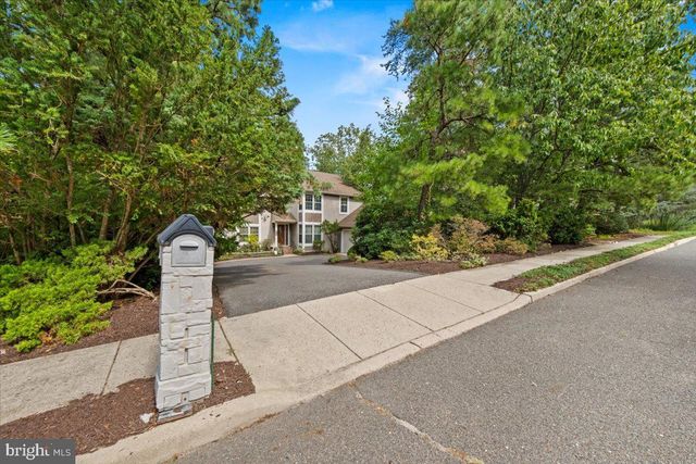 21 CHATHAM DR, Voorhees, NJ 08043