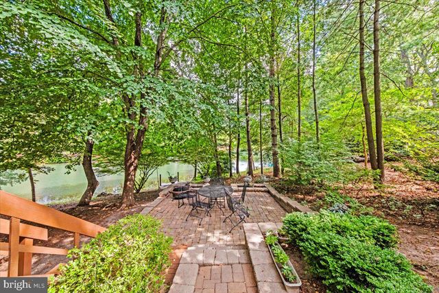 21 CHATHAM DR, Voorhees, NJ 08043
