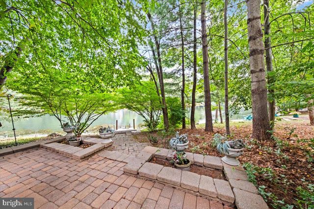 21 CHATHAM DR, Voorhees, NJ 08043
