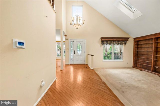 21 CHATHAM DR, Voorhees, NJ 08043