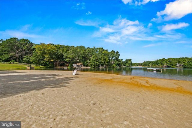 21 CHATHAM DR, Voorhees, NJ 08043