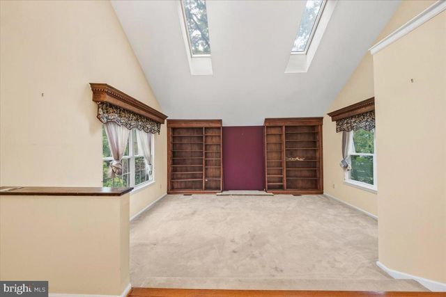 21 CHATHAM DR, Voorhees, NJ 08043