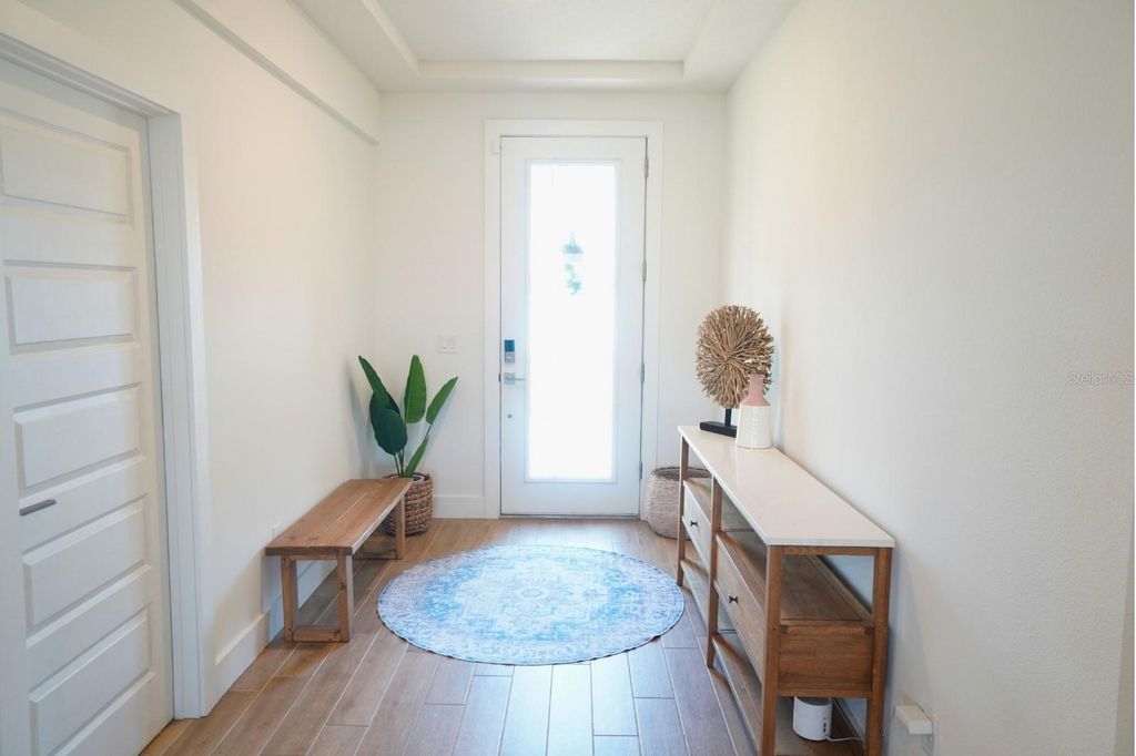 Image 3 of property listing at 13705 FLAT WOODS TERRACE, Bradenton, FL 34211