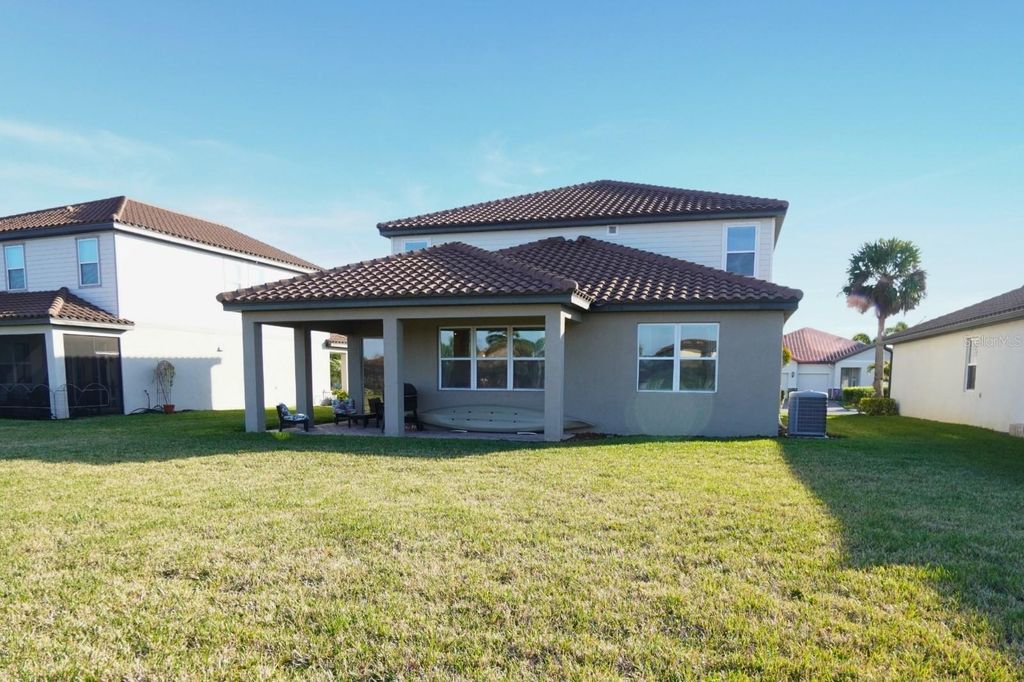 Image 28 of property listing at 13705 FLAT WOODS TERRACE, Bradenton, FL 34211