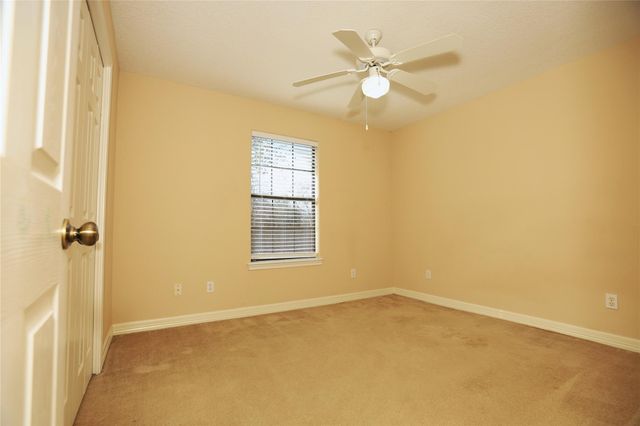 113 Silver Bay Lane, Lake Jackson, TX 77566