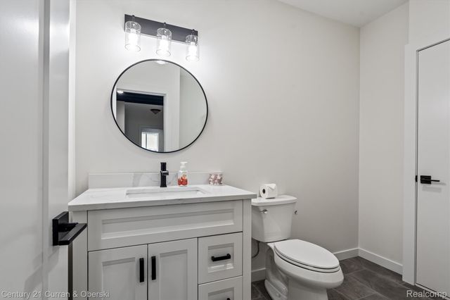 52365 Trailwood Dr, Lyon Charter Township, MI 48178
