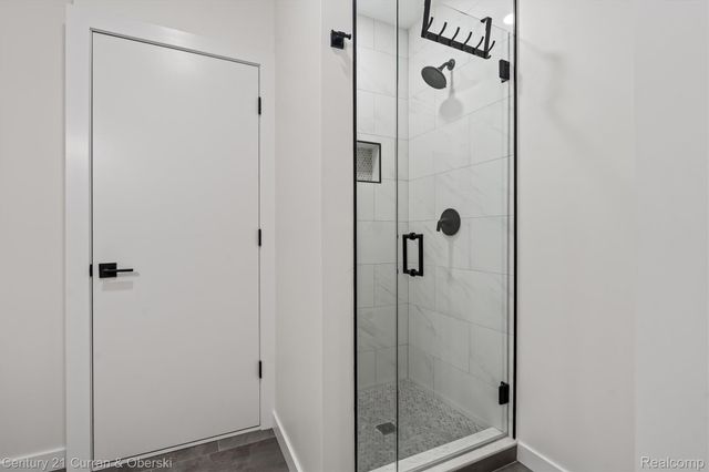 52365 Trailwood Dr, Lyon Charter Township, MI 48178
