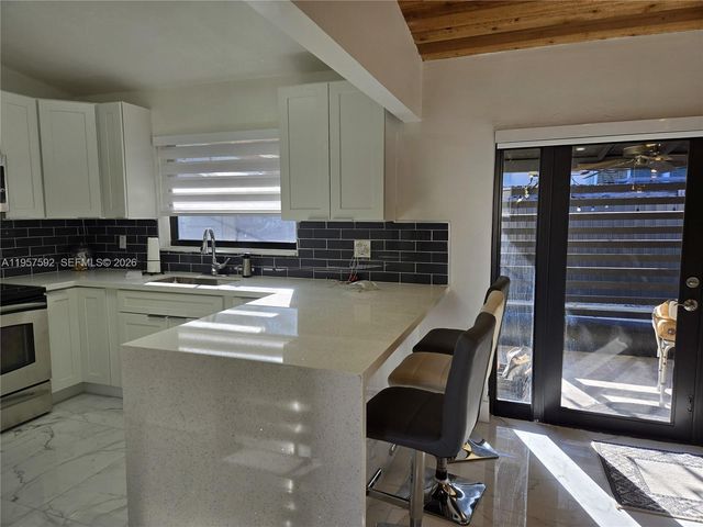 7371 SW 113th Cir Pl, Miami, FL 33173