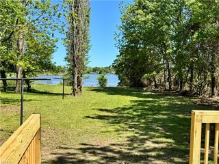 122 Cherry Acres DR, Hampton, VA 23669