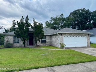 447 SUMMIT Drive, Orange Park, FL 32073