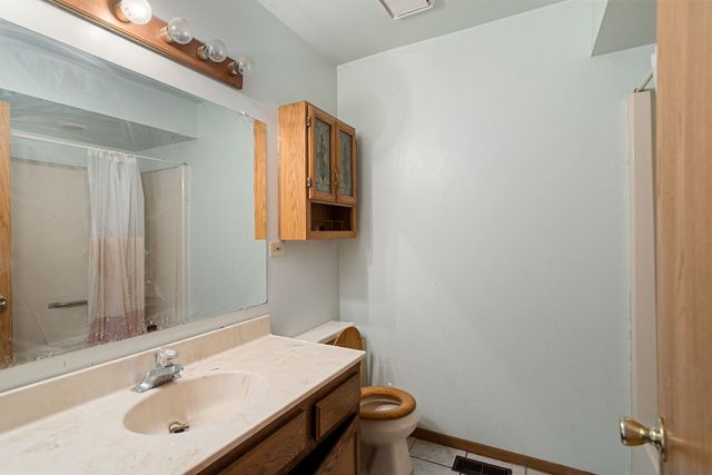 10435 W Chaplin Avenue, Beach Park, IL 60099